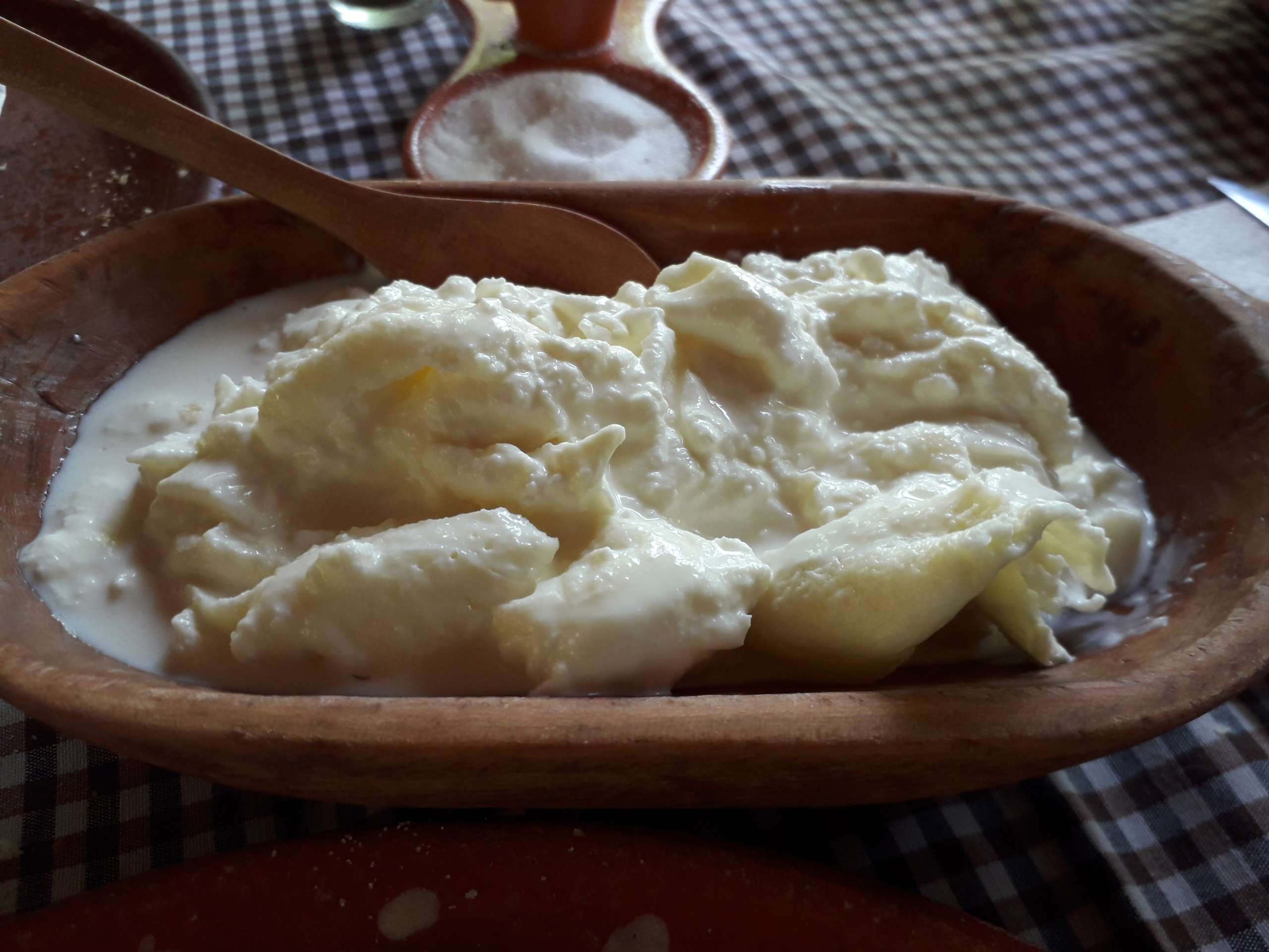 каймак_сербия